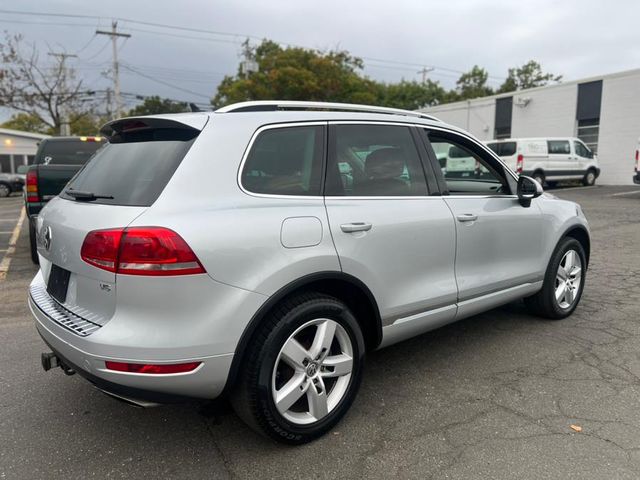 2013 Volkswagen Touareg Lux