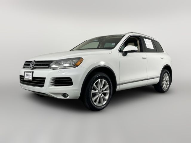 2013 Volkswagen Touareg Sport