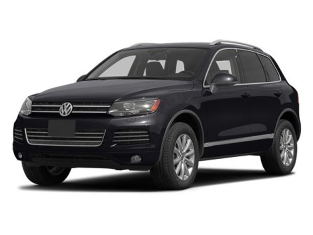 2013 Volkswagen Touareg Sport