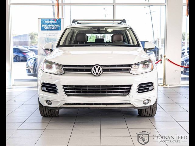 2013 Volkswagen Touareg Executive