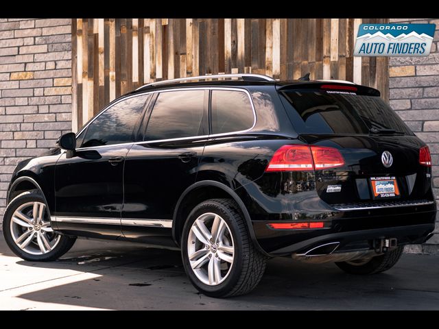 2013 Volkswagen Touareg Executive