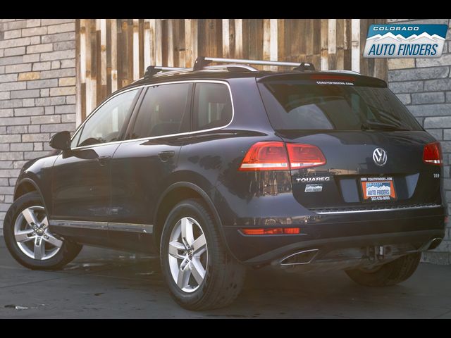 2013 Volkswagen Touareg Lux