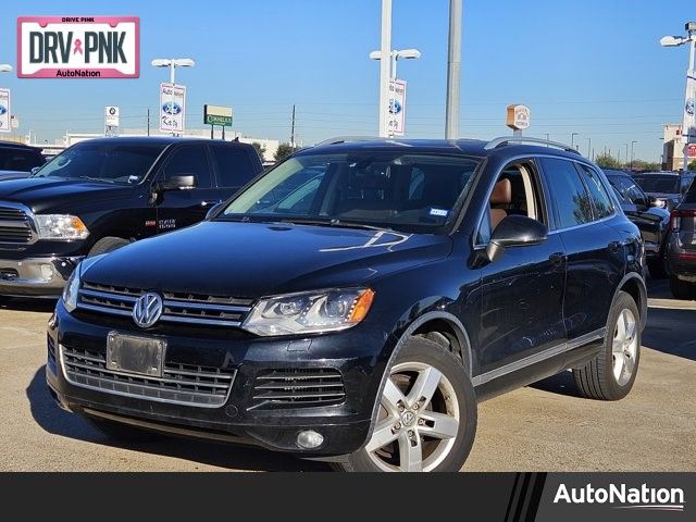 2013 Volkswagen Touareg Lux