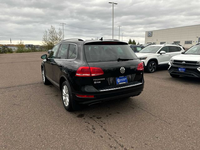 2013 Volkswagen Touareg Sport Navigation