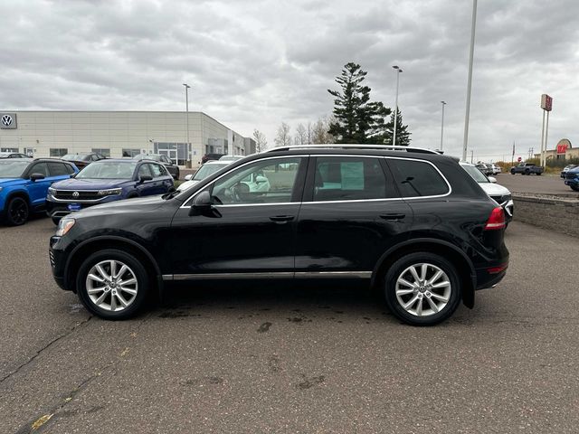 2013 Volkswagen Touareg Sport Navigation