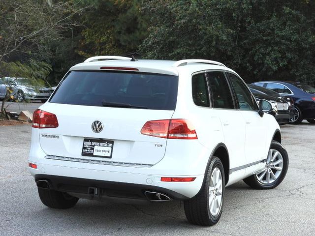 2013 Volkswagen Touareg Sport Navigation