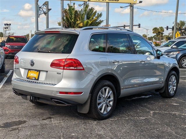 2013 Volkswagen Touareg Sport Navigation