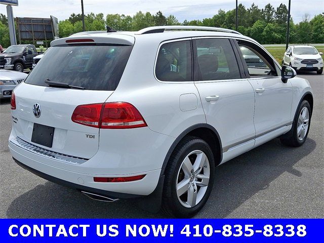 2013 Volkswagen Touareg Lux
