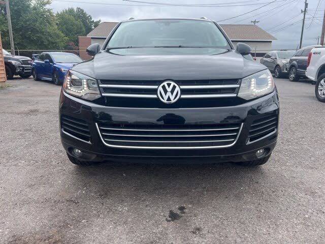 2013 Volkswagen Touareg Lux