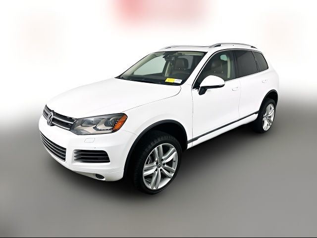 2013 Volkswagen Touareg Executive