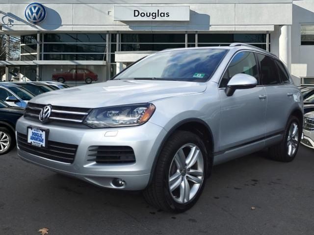 2013 Volkswagen Touareg Executive