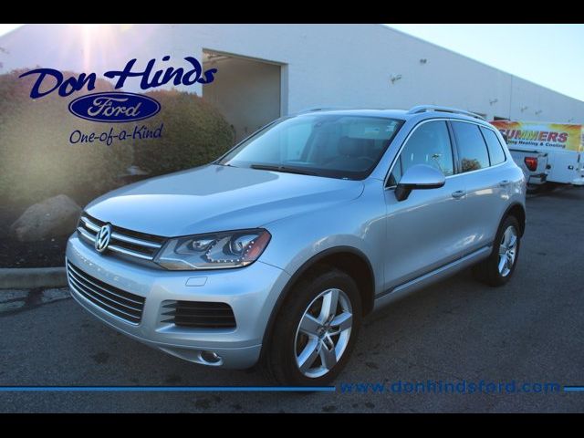 2013 Volkswagen Touareg Lux