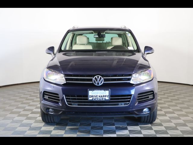 2013 Volkswagen Touareg Executive