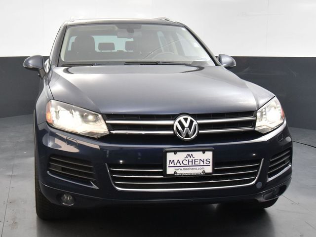 2013 Volkswagen Touareg Executive