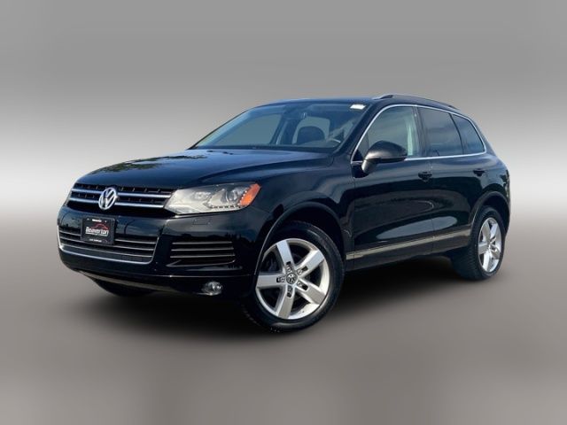 2013 Volkswagen Touareg Lux