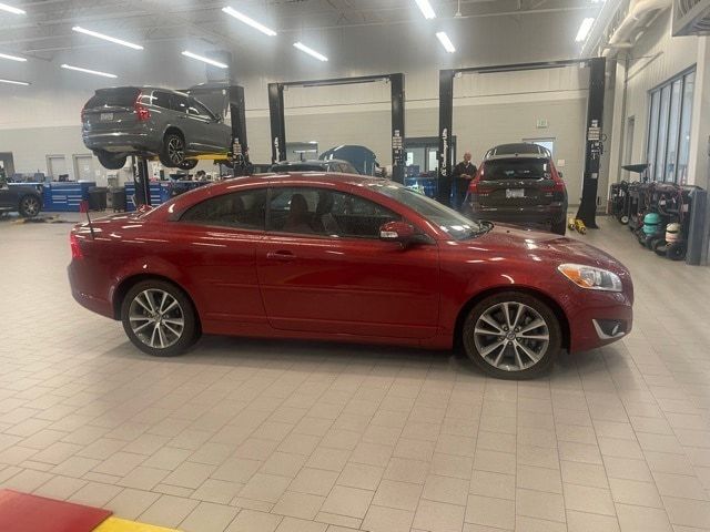 2013 Volvo C70 T5 Premier Plus