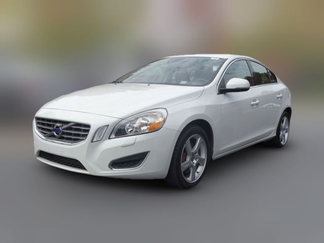 2013 Volvo S60 T5 Premier