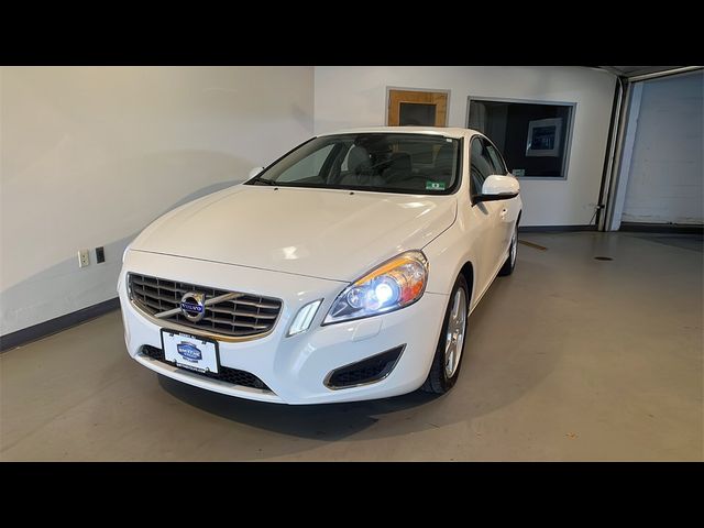 2013 Volvo S60 T5 Platinum