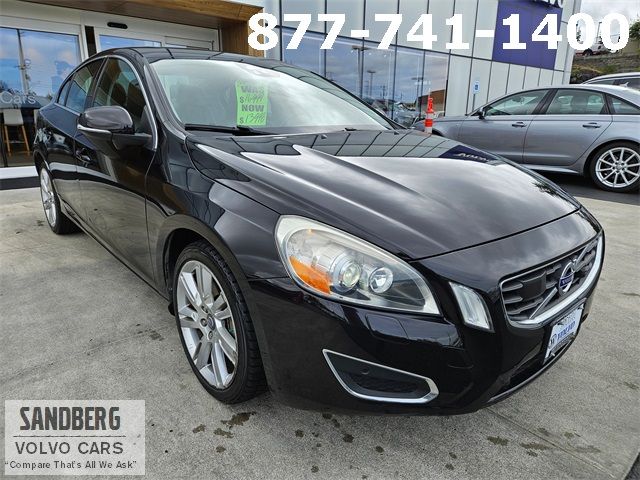 2013 Volvo S60 T5 Platinum