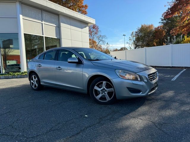 2013 Volvo S60 T5