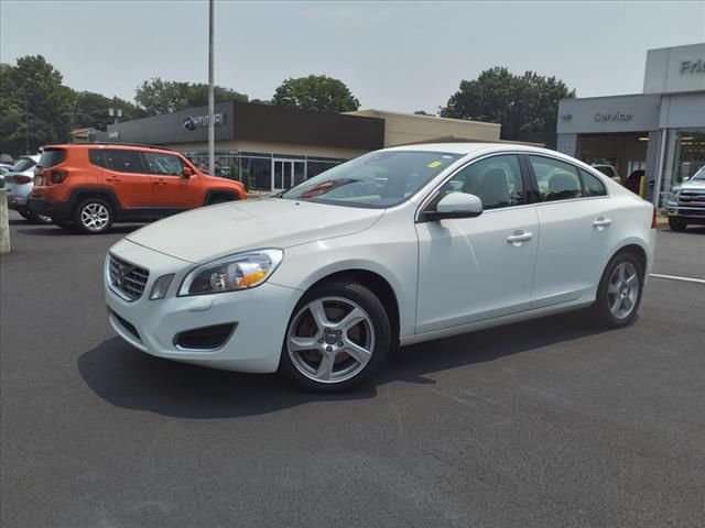 2013 Volvo S60 T5