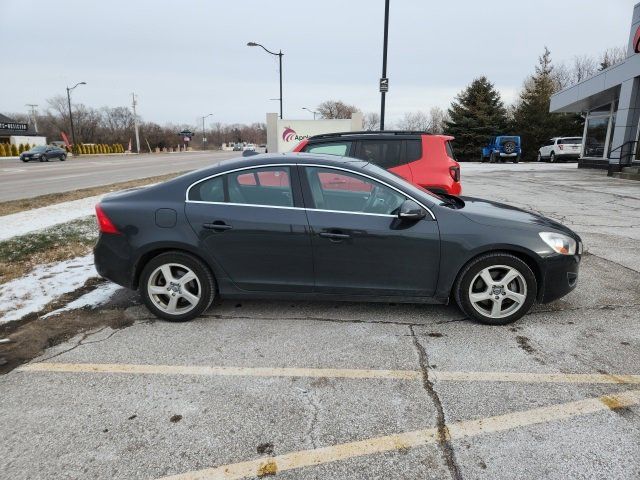 2013 Volvo S60 T5