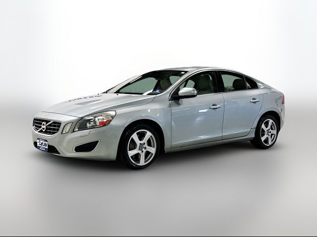 2013 Volvo S60 T5 Platinum