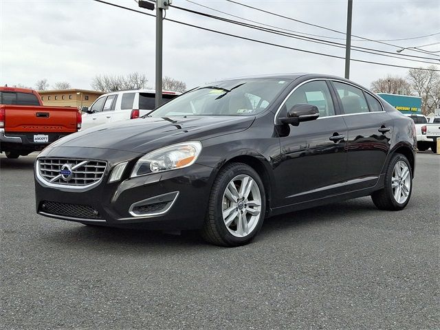 2013 Volvo S60 T5 Platinum