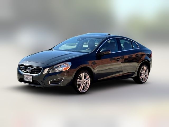 2013 Volvo S60 T5 Platinum