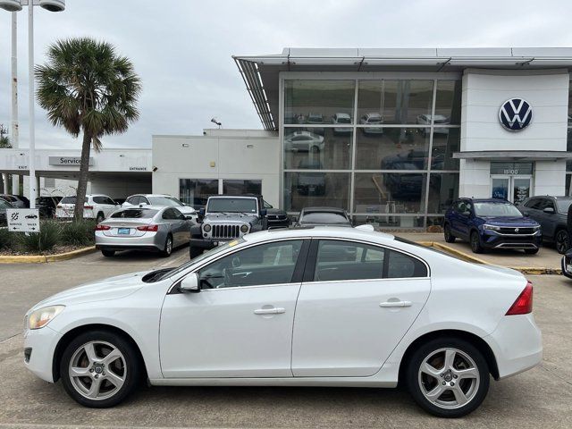 2013 Volvo S60 T5 Platinum