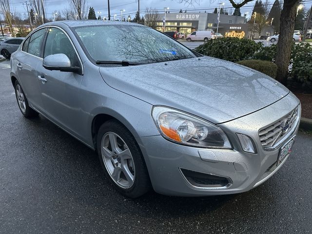 2013 Volvo S60 T5 Premier