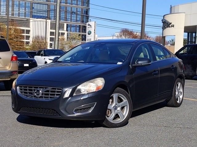 2013 Volvo S60 T5 Premier