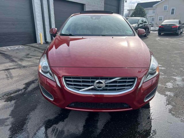 2013 Volvo S60 T5 Premier