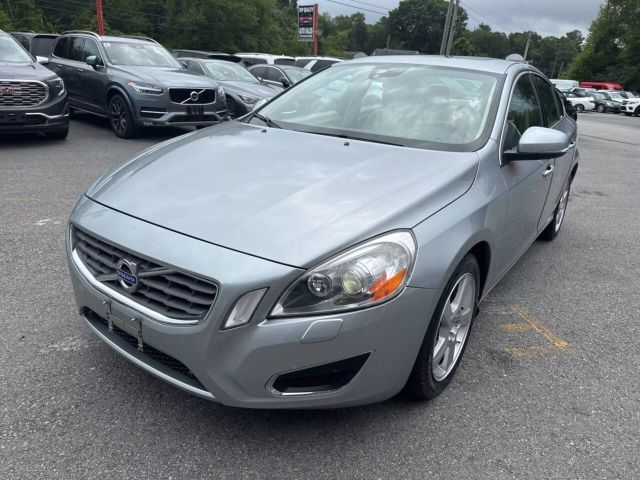 2013 Volvo S60 T5