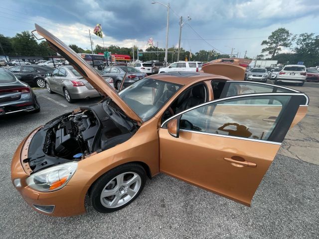 2013 Volvo S60 T5