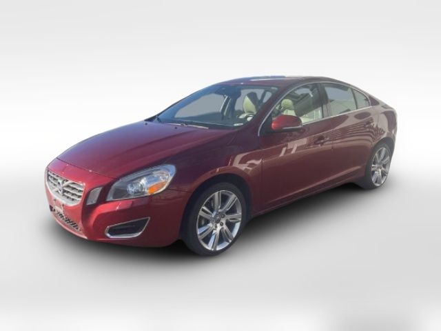 2013 Volvo S60 T6 Platinum