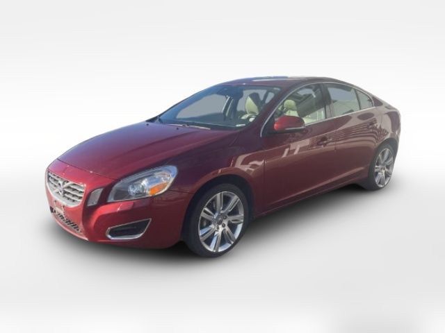 2013 Volvo S60 T6 Platinum