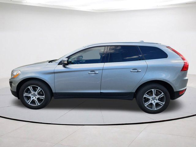 2013 Volvo XC60 T6 Premier Plus