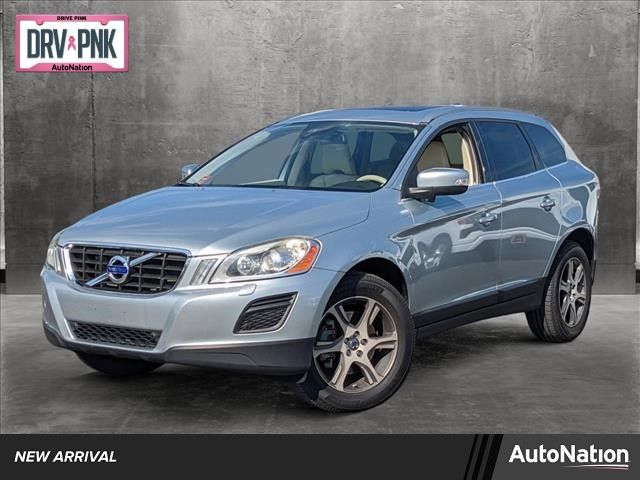 2013 Volvo XC60 T6 Platinum