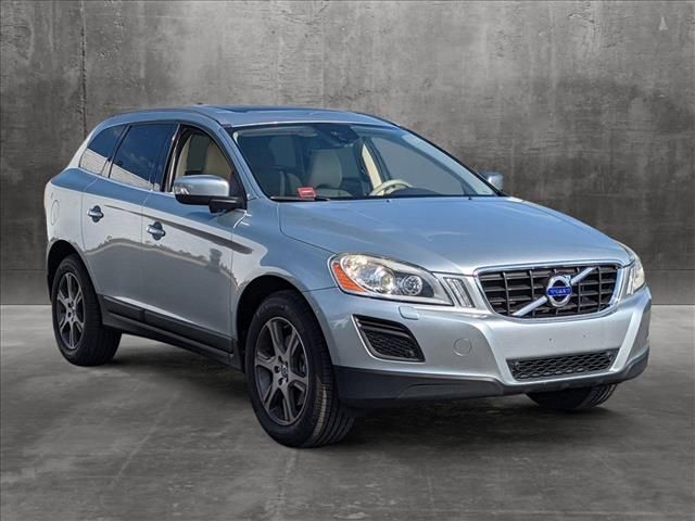 2013 Volvo XC60 T6 Platinum