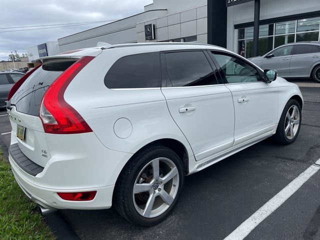 2013 Volvo XC60 T6 R-Design Platinum