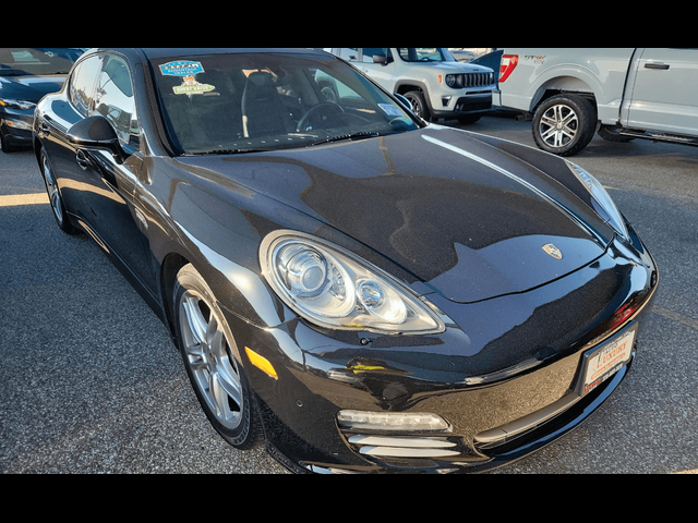 2013 Porsche Panamera 4 Platinum Edition