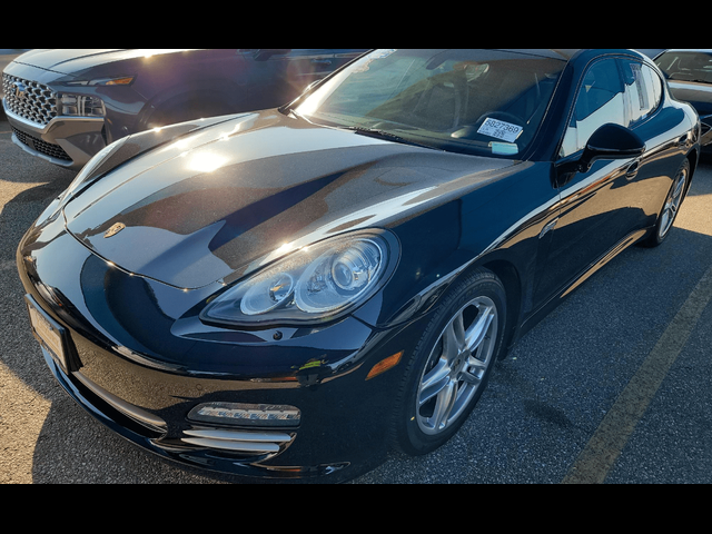 2013 Porsche Panamera 4 Platinum Edition