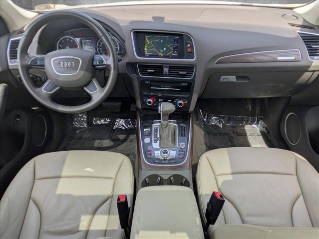 Vehicle image 19 of 27