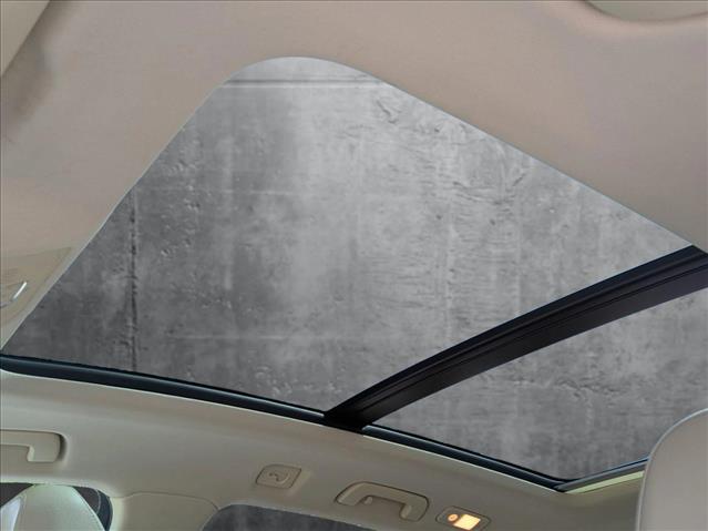 Vehicle image 16 of 27