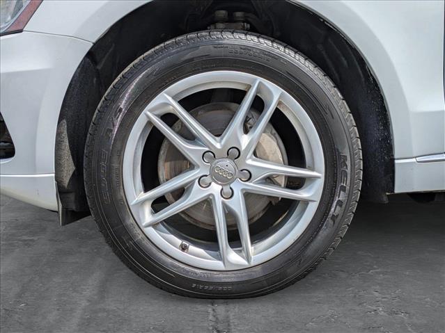 Vehicle image 26 of 27