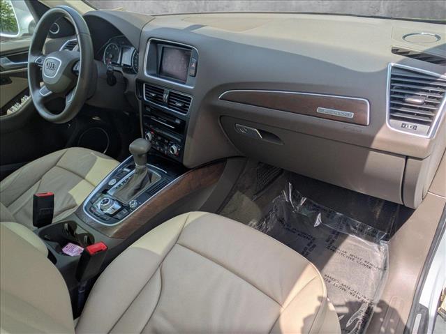 Vehicle image 24 of 27
