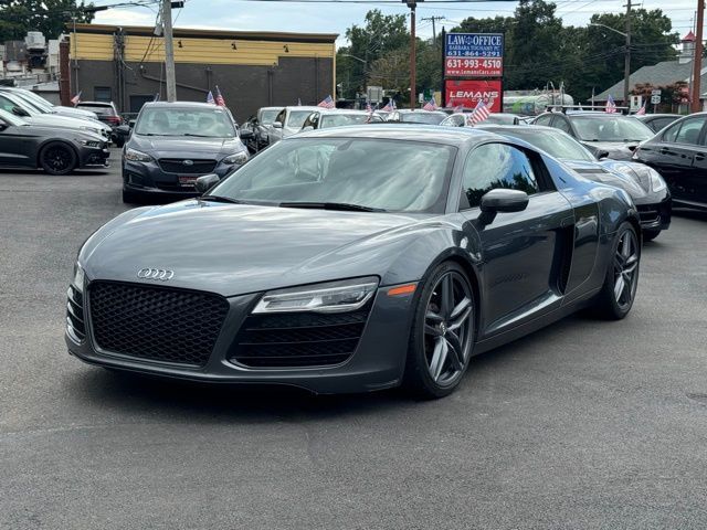 2014 Audi R8 V8