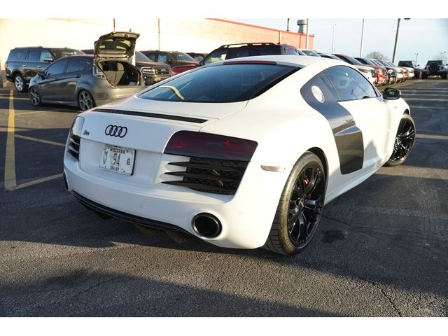 2014 Audi R8 V10 Plus