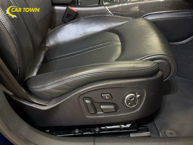 Vehicle image 59 of 68
